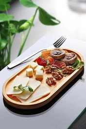 Hermia Bandeja de Madera Beige 12,5 x 27 cm